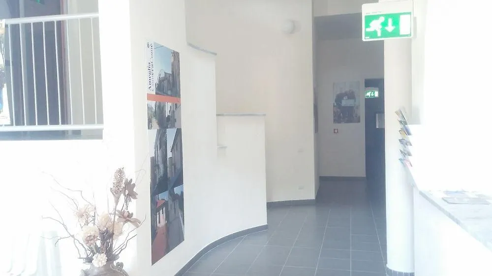Hostel Ameglia