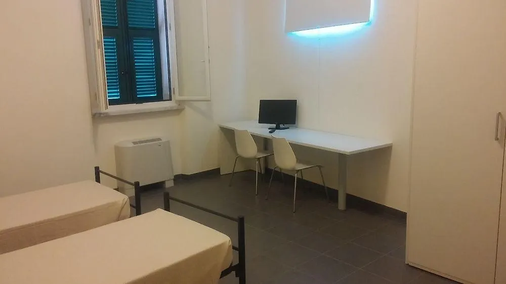 Hostel Ameglia